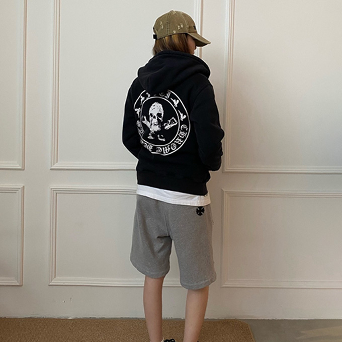 chrome hearts cross patch sweat shorts